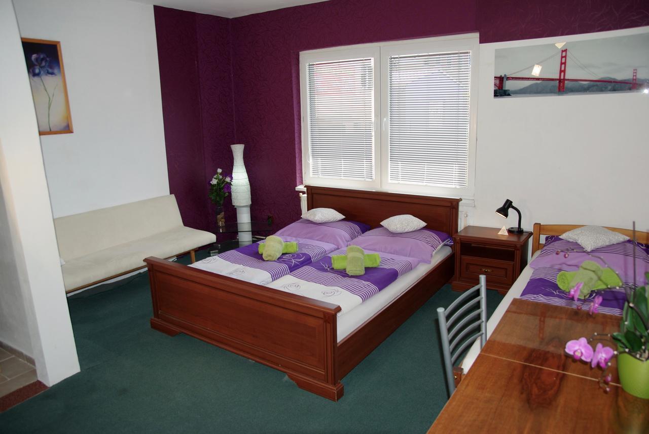 Hostel Humpolec Eksteriør bilde